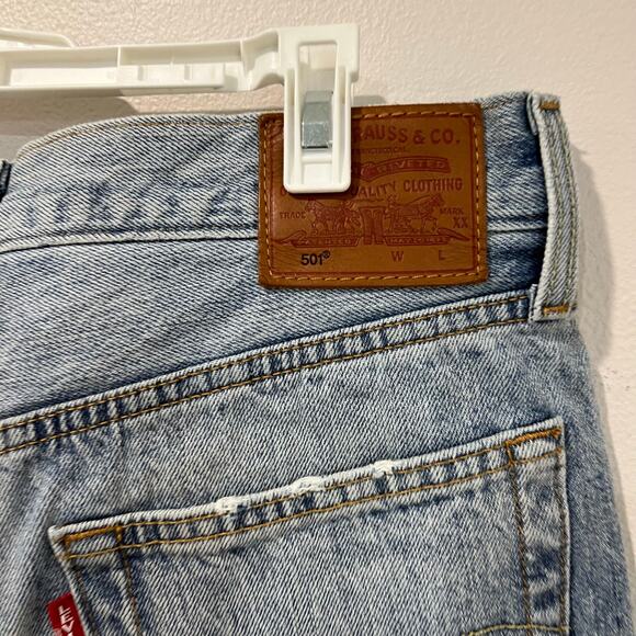 Levi's Premium 501 Cut Off Denim Shorts Size 28 - Picture 6 of 12